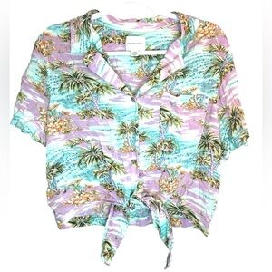 American eagle crop top Hawaiian print size large